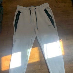Men’s American eagle joggers